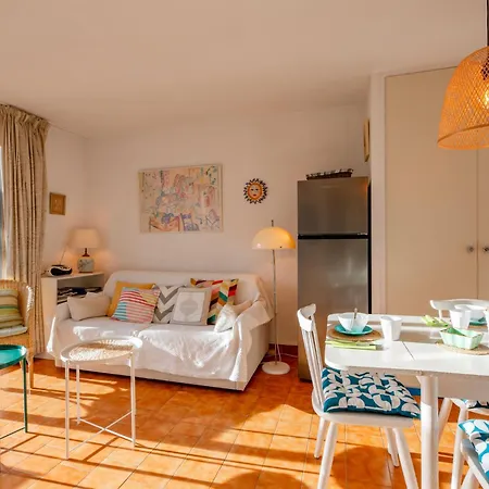 Les Coteaux De La Nartelle-32 By Interhome *